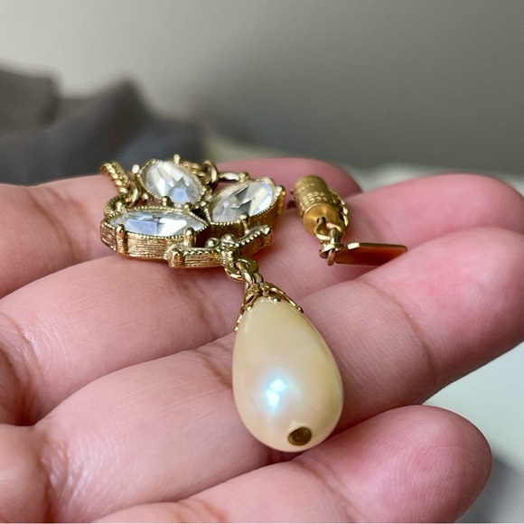 1928 JEWELRY CO | Vintage | Faux Pearl Drop Clear Rhinestone Y - Shape Necklace - Picture 9 of 16